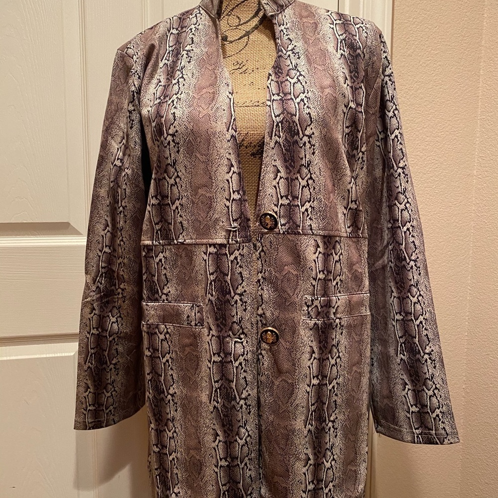 Suede snakeskin print pocket coat. - Picture 5 of 9
